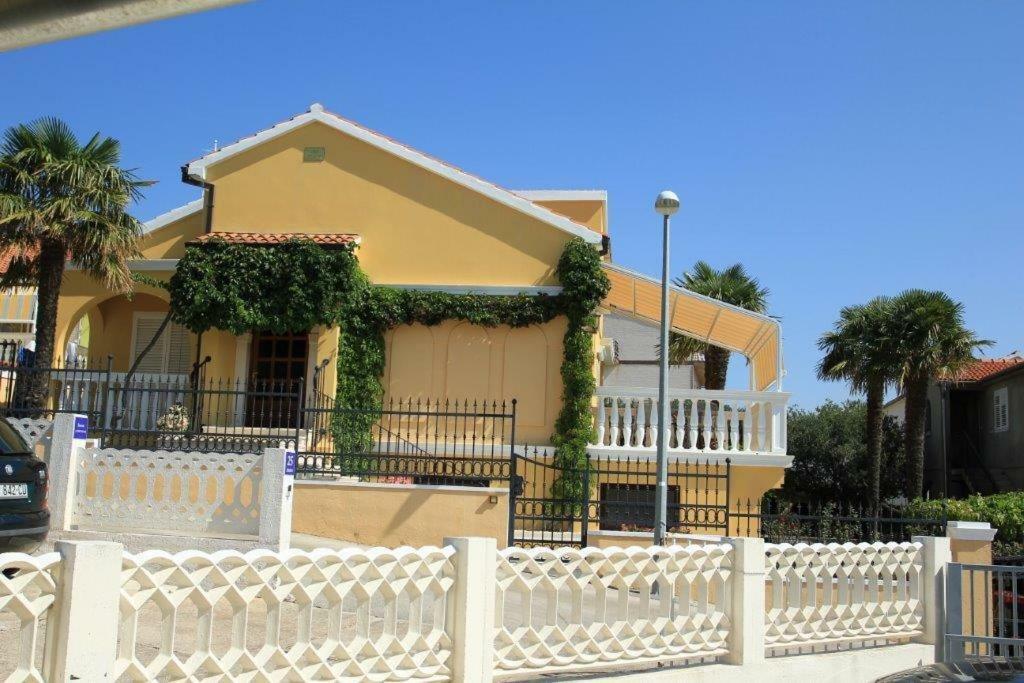 Vila Rojana 沃迪切 外观 照片